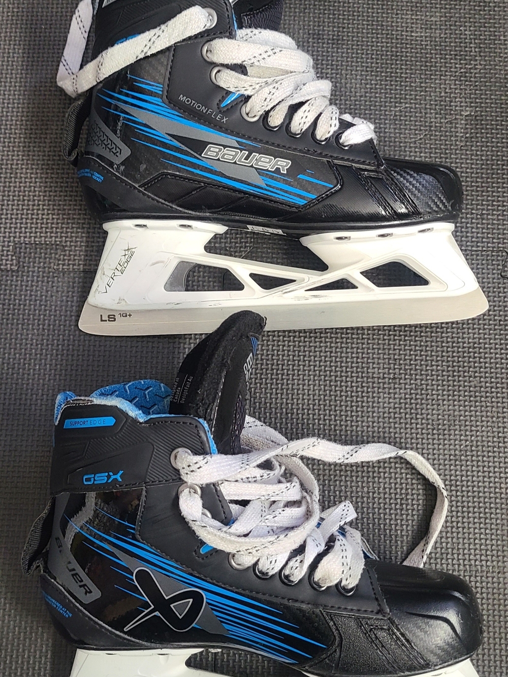 🥅🏒Bauer GOALIE Youth Hockey Skates in Black & Blue, Size 3🏒🥅
